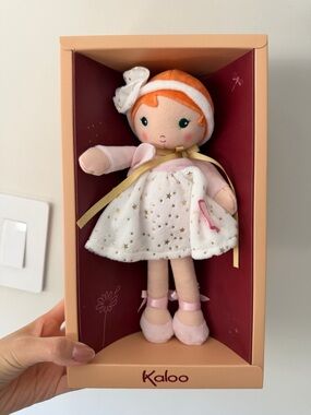 Brand New in Box Kaloo Tendresse doll - Valentine Medium